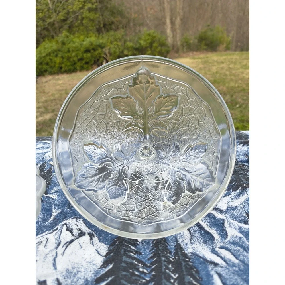 Vintage EAPG Glass Domed‎ Butter Dish Cloche Maple Leaf Design Decorative Finial